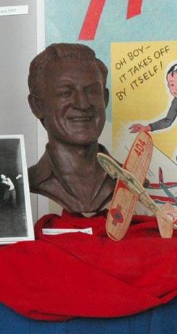 Clay bust of Jim Walker by Frank Macy